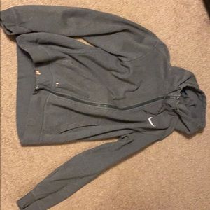 Men’s Nike Jacket Medium ((SMALL BLEACH STAIN))